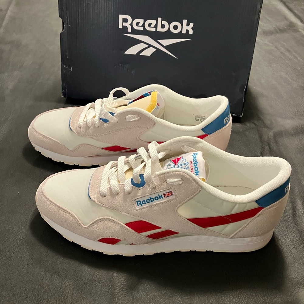 NWT Mens Reebok